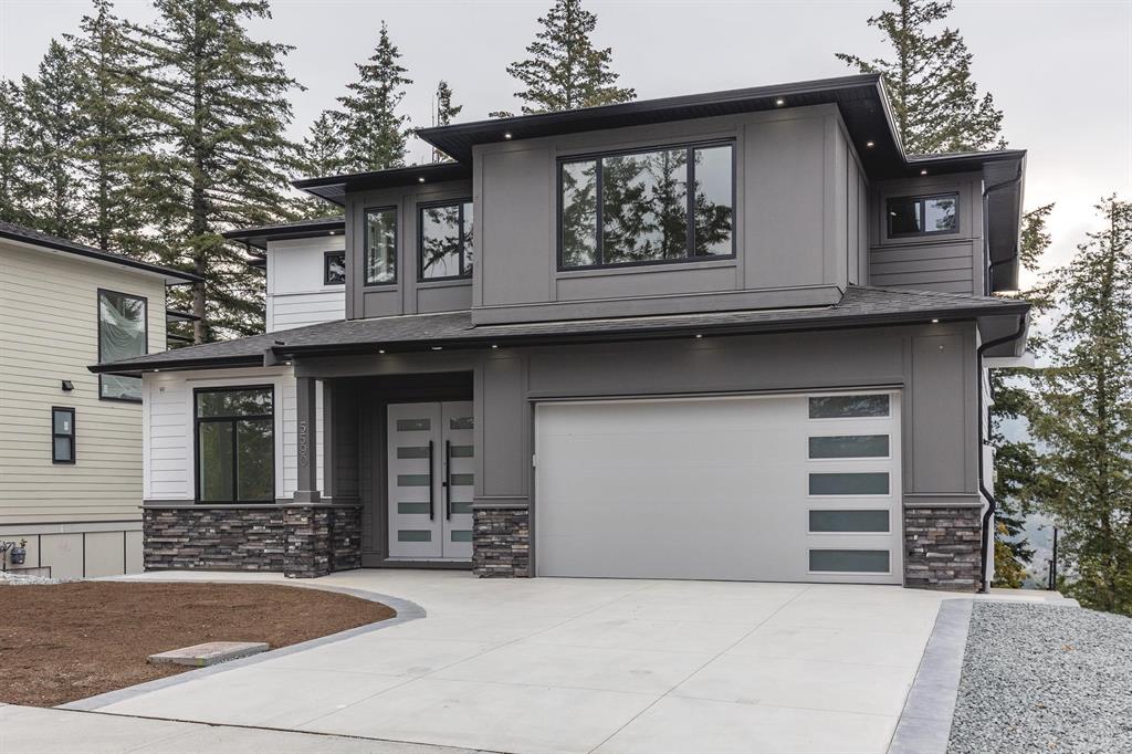 Lower 5590 Crimson Ridge